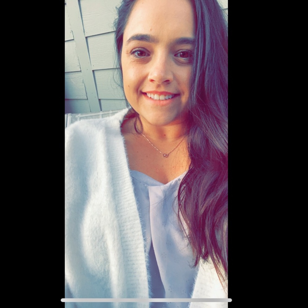 Meet your Posher, Emily